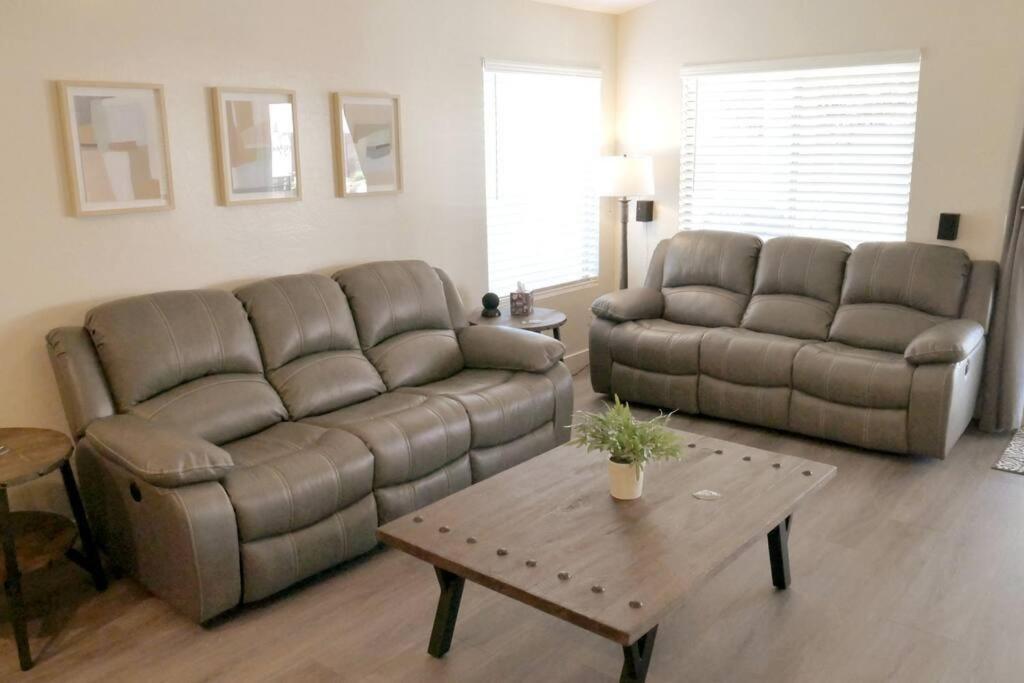 Bright & Fresh Oasis Near Goodyear Ballpark Εξωτερικό φωτογραφία